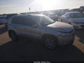 2011 Volkswagen Tiguan — photo 12 of 15 | VIN WVGBV7AX8BW524832