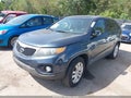 2011 Kia Sorento — photo 2 of 16 | VIN 5XYKUCA15BG012535