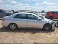 2003 Honda Accord — photo 13 of 16 | VIN 1HGCM66593A073939