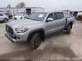 2017 Toyota Tacoma — photo 2 of 21 | VIN 3TMCZ5AN3HM102752