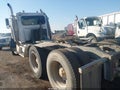 2001 Peterbilt 379 — photo 3 of 12 | VIN 1XP5DB9X91D563482