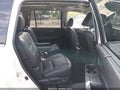 2017 Honda Pilot — photo 8 of 16 | VIN 5FNYF6H05HB068803