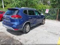 2017 Nissan Rogue — photo 4 of 16 | VIN KNMAT2MT0HP597990