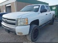 2011 Chevrolet Silverado 1500 — photo 2 of 16 | VIN 3GCPKSE30BG297728