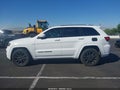 2017 Jeep Grand Cherokee — photo 13 of 15 | VIN 1C4RJFAG7HC905932