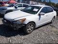 2008 Honda Accord — photo 2 of 17 | VIN 1HGCP26488A093369