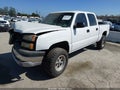 2004 Chevrolet Silverado 1500 — photo 2 of 13 | VIN 2GCEC13T841418518