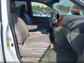 2009 Toyota Sienna — photo 5 of 16 | VIN 5TDBK22C49S027069