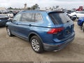 2018 Volkswagen Tiguan — photo 3 of 17 | VIN 3VV3B7AX3JM054579
