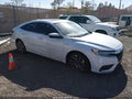 2022 Honda Insight — photo 1 of 16 | VIN 19XZE4F99NE015021