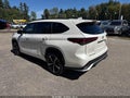 2021 Toyota Highlander — photo 3 of 10 | VIN 5TDJZRBH1MS070028