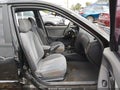 2004 Hyundai Elantra — photo 5 of 17 | VIN KMHDN46D54U735779