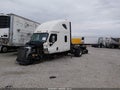2020 Freightliner Cascadia 113 — photo 2 of 15 | VIN 3AKBGGDV2LDLP1927
