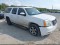 2011 GMC Yukon XL — photo 1 of 16 | VIN 1GKS2HE30BR366421