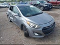 2013 Hyundai Elantra — photo 1 of 17 | VIN KMHD35LE9DU111959