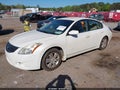 2011 Nissan Altima — photo 2 of 16 | VIN 1N4AL2AP0BN414023