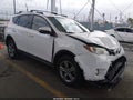 2015 Toyota RAV4 — photo 1 of 16 | VIN JTMWFREV1FD069573