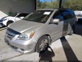 2006 Honda Odyssey — photo 2 of 16 | VIN 5FNRL38416B401705