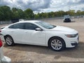 2020 Chevrolet Malibu — photo 13 of 16 | VIN 1G1ZD5ST6LF026600