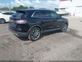 2022 Lincoln Nautilus — photo 4 of 17 | VIN 2LMPJ6K99NBL02564