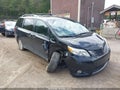 2015 Toyota Sienna — photo 6 of 16 | VIN 5TDJK3DC2FS118772