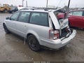 2000 Volkswagen Passat — photo 3 of 11 | VIN WVWWH23B1YE384591