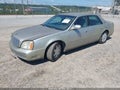 2004 Cadillac Deville — photo 2 of 11 | VIN 1G6KD54Y64U191760