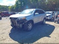 2011 Kia Sorento — photo 2 of 11 | VIN 5XYKTCA12BG137768
