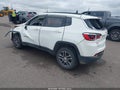2017 Jeep Compass — photo 3 of 17 | VIN 3C4NJDBB2HT631663