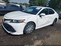 2018 Toyota Camry — photo 2 of 16 | VIN 4T1B11HKXJU072654