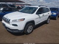 2016 Jeep Cherokee — photo 2 of 10 | VIN 1C4PJLAB1GW125822