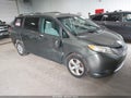2011 Toyota Sienna — photo 1 of 16 | VIN 5TDKK3DC7BS020836