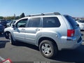 2004 Mitsubishi Endeavor — photo 14 of 16 | VIN 4A4MM31S04E076794