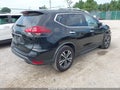 2019 Nissan Rogue — photo 4 of 16 | VIN JN8AT2MT3KW261977