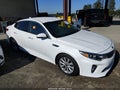 2018 Kia Optima — photo 1 of 17 | VIN 5XXGT4L30JG234237
