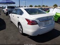 2015 Nissan Altima — photo 3 of 11 | VIN 1N4AL3AP0FN367930
