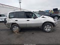 2000 Toyota RAV4 — photo 13 of 16 | VIN JT3HP10V1Y0233854