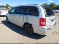 2010 Chrysler Town & Country — photo 3 of 10 | VIN 2A4RR5D15AR319263