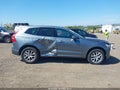 2018 Volvo XC60 — photo 12 of 15 | VIN YV4102RK8J1075543