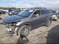 2018 Toyota Highlander — photo 2 of 17 | VIN 5TDJZRFH1JS541827
