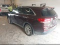 2018 Kia Sorento — photo 3 of 16 | VIN 5XYPGDA32JG430909