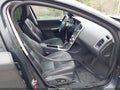 2016 Volvo XC60 — photo 5 of 17 | VIN YV4612RK6G2865395