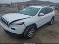 2015 Jeep Cherokee — photo 2 of 15 | VIN 1C4PJMCB9FW768792