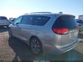 2017 Chrysler Pacifica — photo 3 of 17 | VIN 2C4RC1GG2HR614699