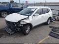 2016 Nissan Rogue — photo 2 of 15 | VIN KNMAT2MT4GP645120