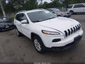 2016 Jeep Cherokee — photo 1 of 16 | VIN 1C4PJMCB7GW115251