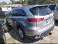 2019 Toyota Highlander Hybrid — photo 3 of 17 | VIN 5TDDGRFH9KS056145