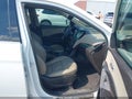 2017 Hyundai Santa Fe — photo 5 of 18 | VIN 5XYZU3LB4HG463680