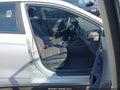 2019 Hyundai Ioniq Hybrid — photo 5 of 17 | VIN KMHC65LC0KU158831
