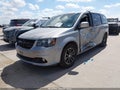 2018 Dodge Grand Caravan — photo 2 of 16 | VIN 2C4RDGBG0JR156531